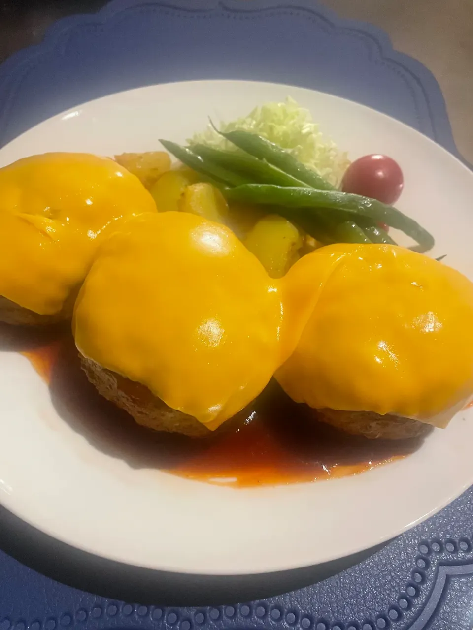 チーズハンバーグ3つプレート♪|めんちゃんさん