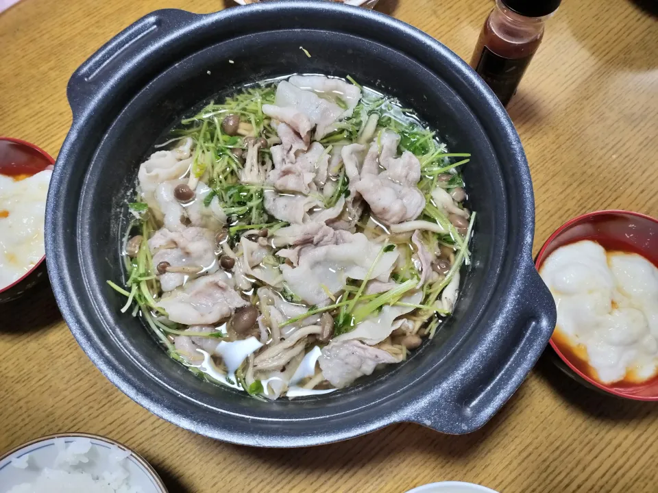 TAKUNABE  　麓山（はやま）高原豚とろろ生姜しゃぶしゃぶ鍋セット|みよぱさん