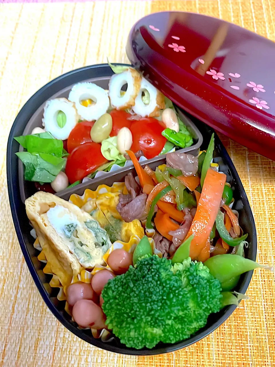 JK弁当🍱牛肉人参ピーマン炒め|ティーダさん