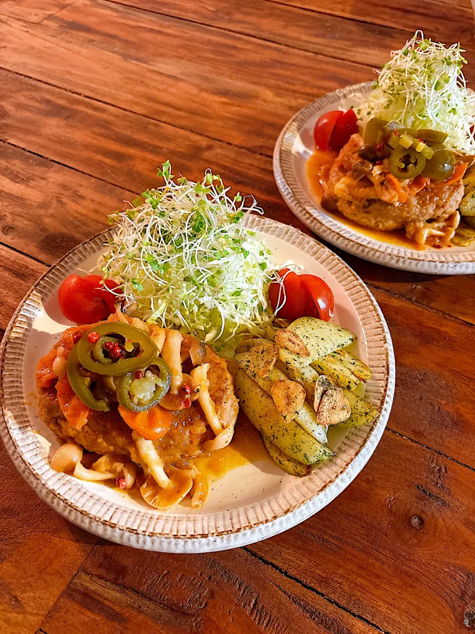 チーズインハンバーグ  和風ジャーマンポテト|Nakaba Kobayashiさん