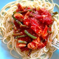 鶏肉とインゲンのピリ辛トマトソーススパゲティ😋🍝💕✨|アイさん