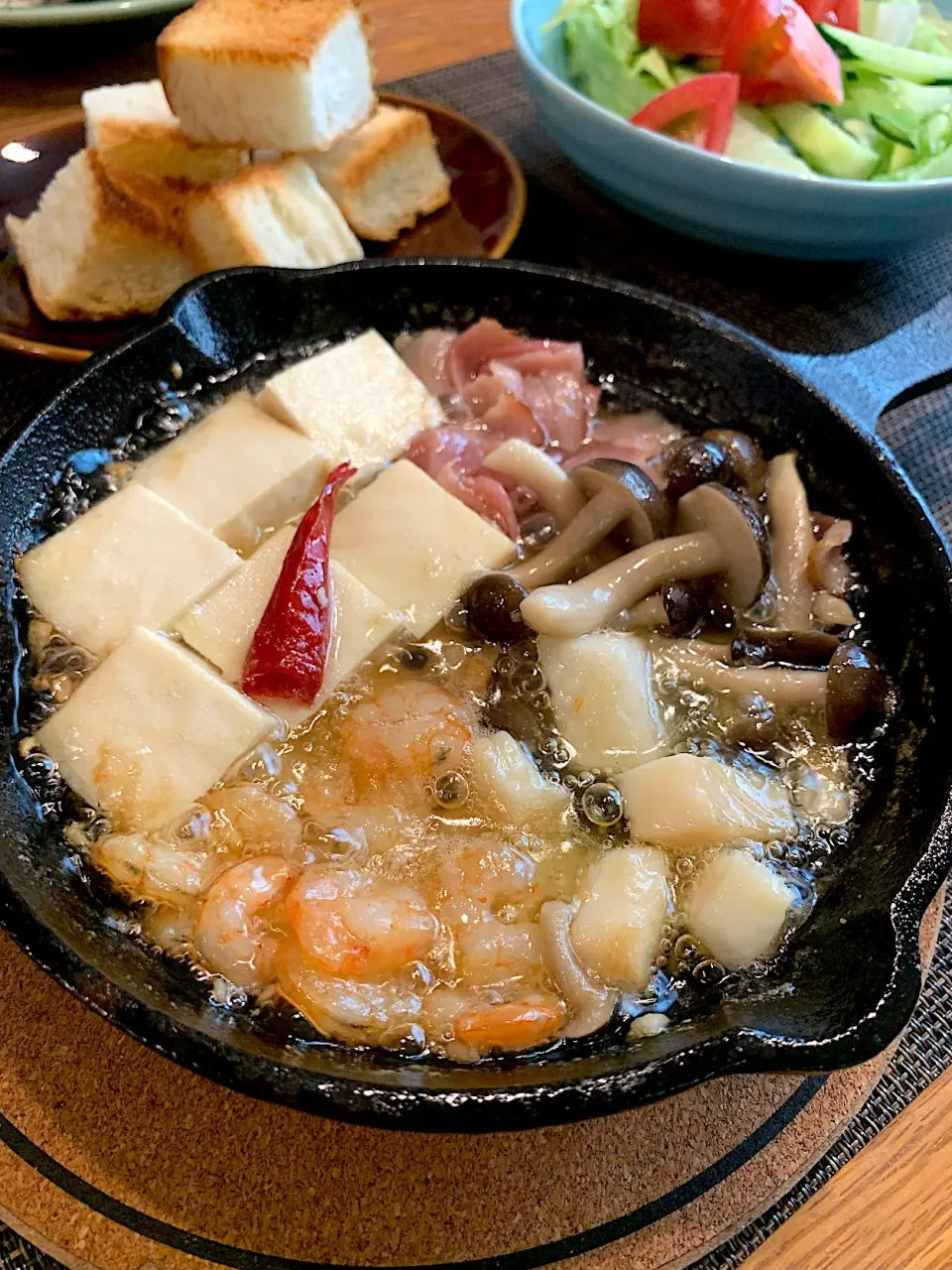 アルモンデ『豆腐のアヒージョ』|いちごさん