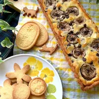 🐈‍⬛🍌アーモンドチョコバナナタルトと猫に小判なあまり生地のクッキー🍪| Hollyさん