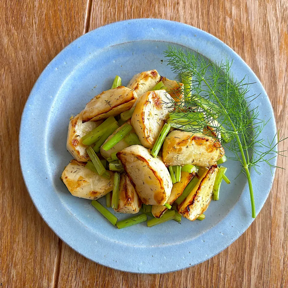 izoomさんの料理 かぶのレモン麹フェンネルバターソテー|みずほさん