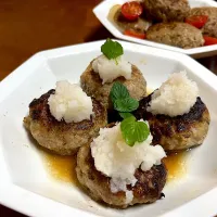 合挽き肉おろしハンバーグ💐|henryさん