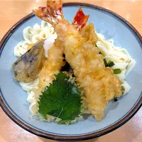 名古屋にて・きしめん よしだ・エビおろし😊✨（お昼ご飯🍚）