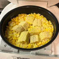 とうもろこしの炊き込みご飯🌽|Sakikoさん