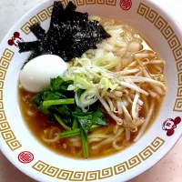 麺屋はる　新潟燕三条系醤油ラーメン|こっぷさん