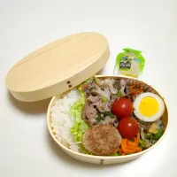 健ちゃん弁当　ネギ塩焼肉・ハンバーグ・きんぴらごぼう・味玉・ブロッコリーとあさりのペペロンチーノ・人参しりしり・プチトマト・こんにゃくゼリー|森田実和さん