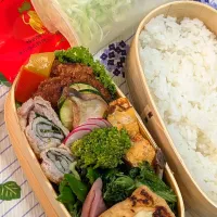 本日のお弁当〜薄切り豚ロースのくるくるとんかつ弁当|f.1125beさん