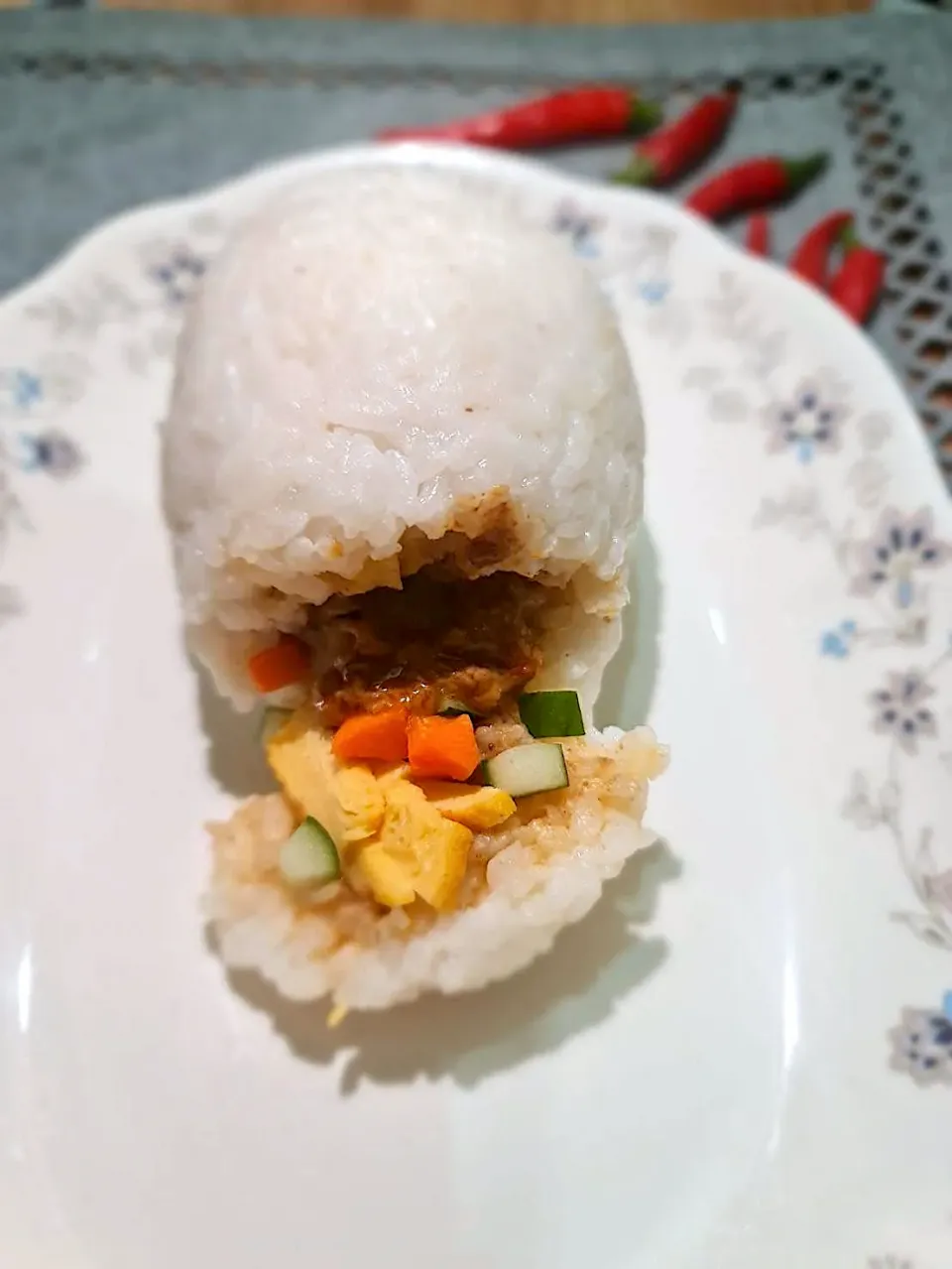 Nasi Kepal Rendang (飯糰）|Meinaさん