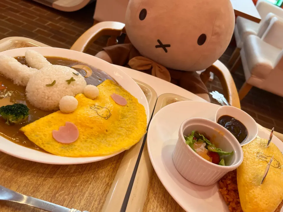 ミッフィーちゃんのオムライス|De trois,M   cookpad料理教室元講師さん