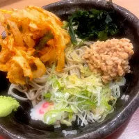 冷やし天ぷらそば、納豆トッピング！|Tomyさん