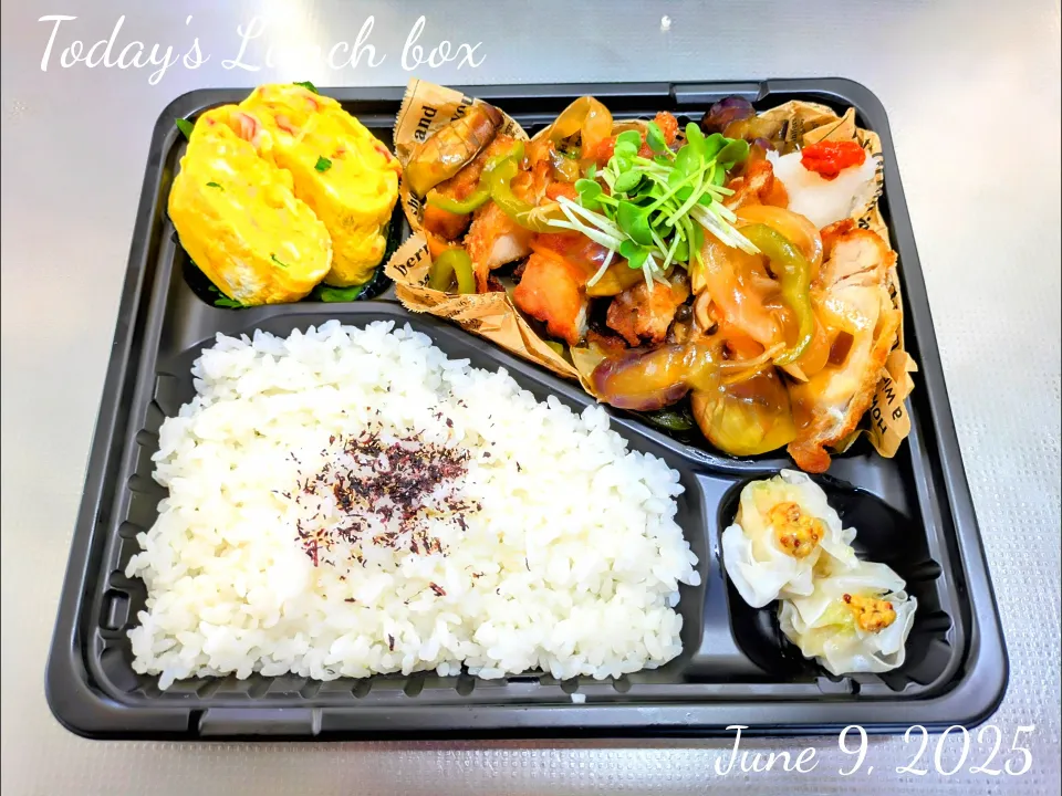 🐓鶏と🍆🧅野菜🫑🥕の甘酢あんかけ🍱|TakeBooさん