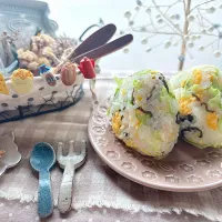 レタスおにぎり🍙| がぁがさん