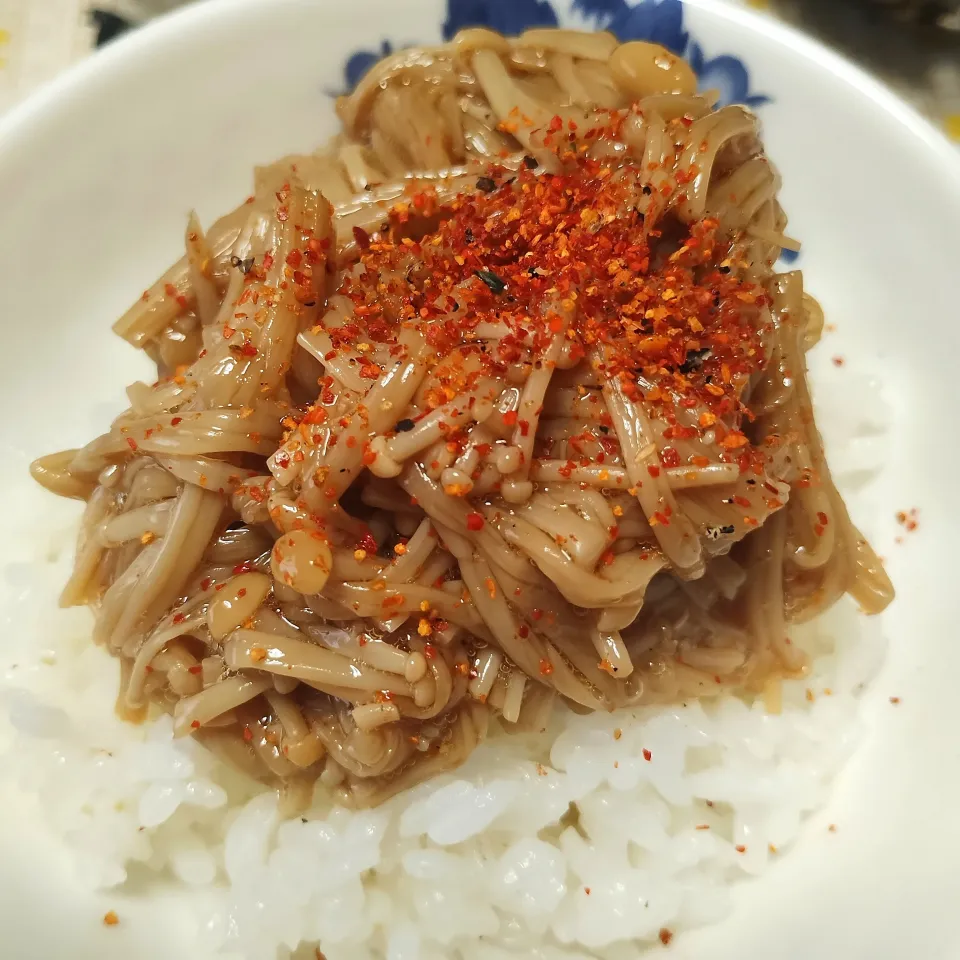 （手作り）なめ茸乗っけご飯|Takkiさん