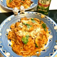 チキントマトクリームソースのパスタ
今日は、ディチェコで。| Takeshi  Nagakiさん