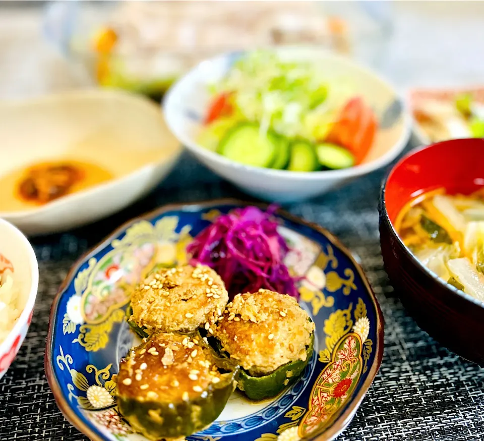 ピーマンの肉詰めと蒸し豚定食|M⭐︎さん