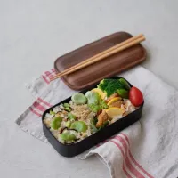 お野菜たちで彩った　　　　　　　　　　　そら豆と塩昆布の混ぜご飯
鯵フライのお弁当♡ ﾟ+｡:.ﾟ|ohanaさん