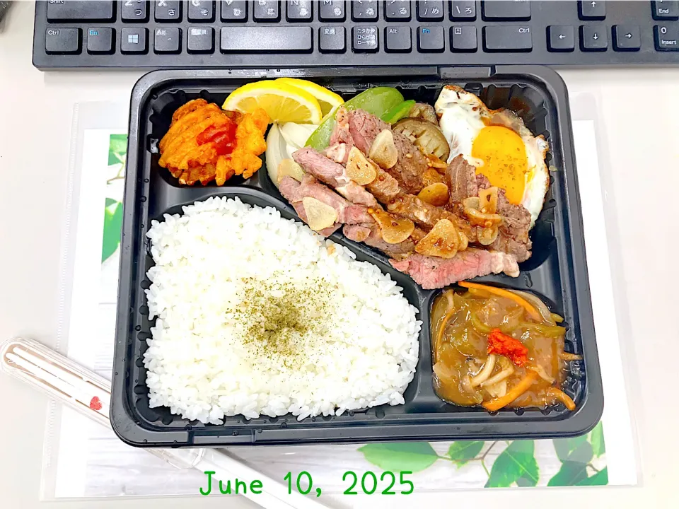ステーキ⸜(*˙꒳˙*)⸝弁当|Tsuu_chan‪ ·͜·♡‬さん