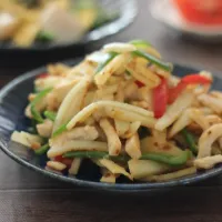 じゃがいもと鶏むね肉のつぶみそ青椒肉絲|ちいさなしあわせキッチンさん