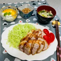「マグロかつ」