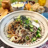 ネバネバ蕎麦と天ぷら🍤|ラゴさん。さん