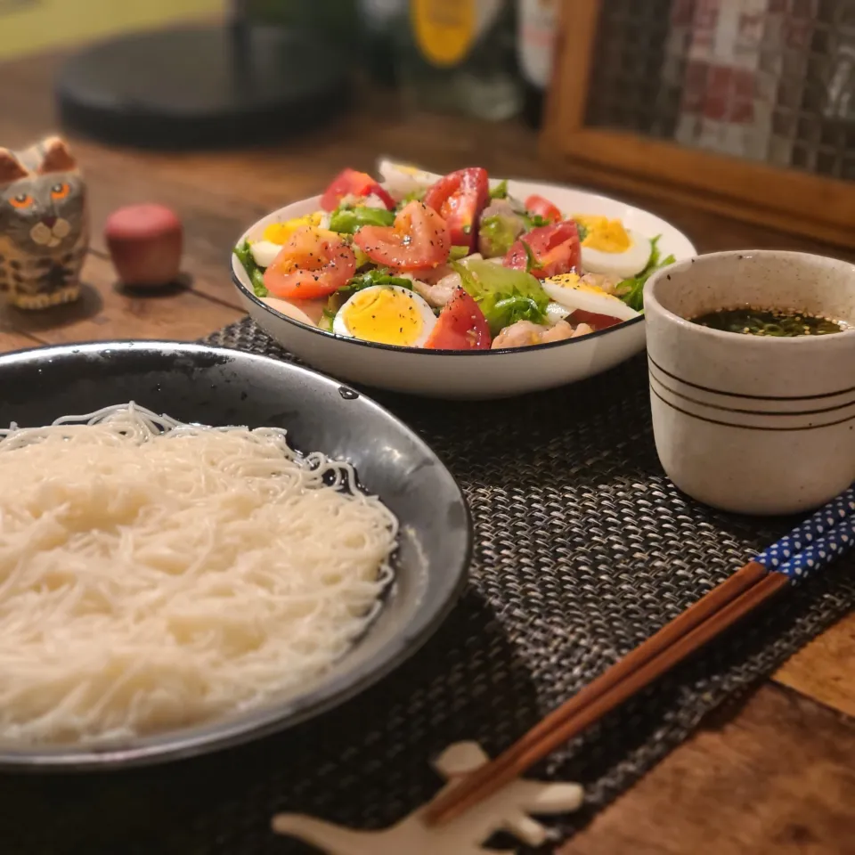 素麺と鶏股肉とフレッシュレタスのディッシュ|KEITAさん
