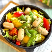 お家でアルモンデ野菜と皮無しウインナーのアヒージョ|さらっと🍀さん
