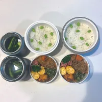 肉じゃが
コロコロチキン
ほうれん草胡麻和え
卵焼き
シャウエッセン
ブロッコリー
枝豆
のり弁
🥒|ayumomさん
