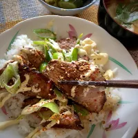 手作りチャーシュー2日目はどんぶりでした😊|Tina Tomoko😋さん