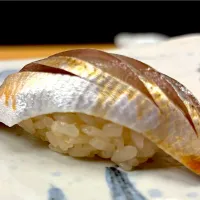 寿司コース🍣・⑨コハダ🐟 😋✨（締め方もちょうど良く🙂美味しいコノシロでした⁉️）|山勝さん