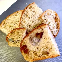 Slices of poppy seed sourdough bread from the other day|gonbenさん