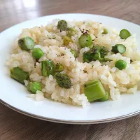 アスパラとグリーンピースのピラフ| 古尾谷りかこさん