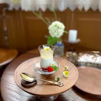 イチゴソースのフロマージュに梅のジュレ| m’chinさん