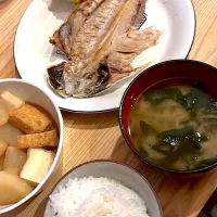 鯵の開き & 大根と厚揚げの煮物|ぺろたんさん