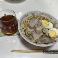☆冷やしラーメン。煮豚・ゆで卵|Saharaさん