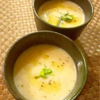 Crème Vichyssoise Glacée✨ｸﾚｰﾑ･ｳﾞｨｼｿﾜｰｽﾞ･ｸﾞﾗｯｾ|🌈Ami🍻さん