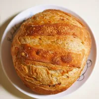 全粒粉30%配合カンパーニュ✨😺皮は柔らかめに焼き上げました💕😌