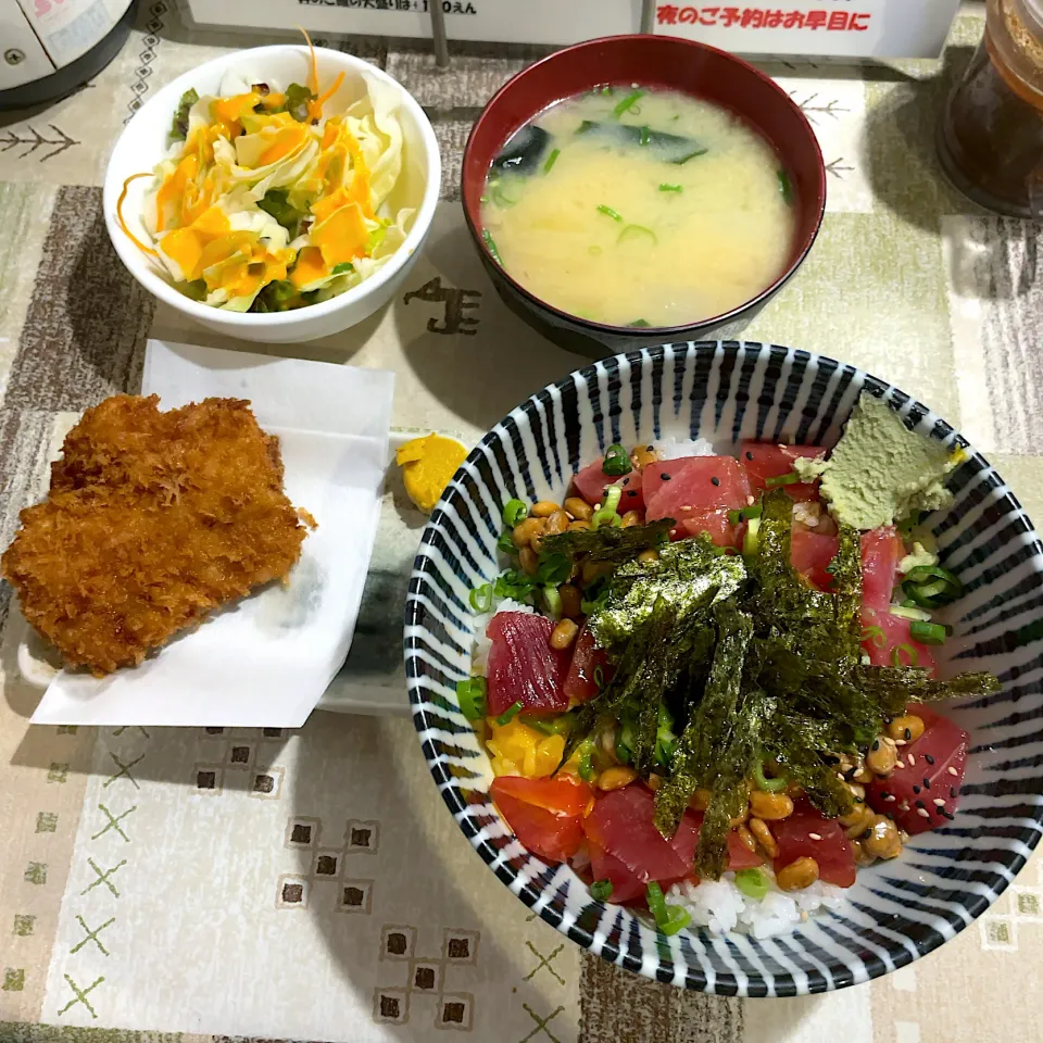 納豆鉄火丼 ヒレカツ1枚セット|T. Wonderさん
