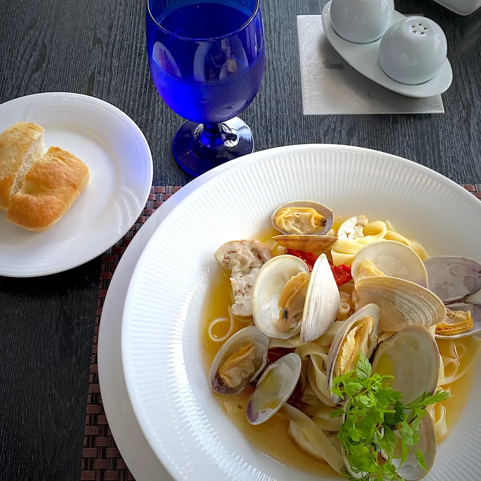 あさりと蛤・白茄子のビアンカ タリアテッレ|ここここのかさん