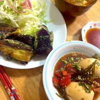 なす餃子、トマトと塩昆布で味付け卵、味噌汁⭐️|kaokaoさん