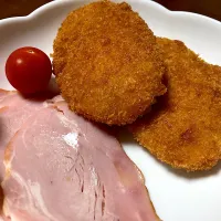 コロッケ| はっちぃさん