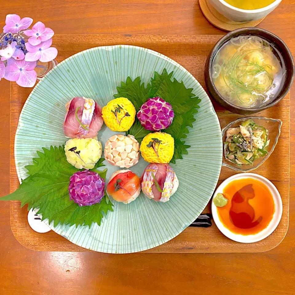 紫陽花手まり寿司のおぼんごはん|すずさん