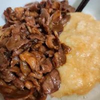 とろろご飯とラムジンギスカン丼や!!|時雨さん