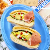 🔷ランチパックサンド🥪🔷|@きなこさん