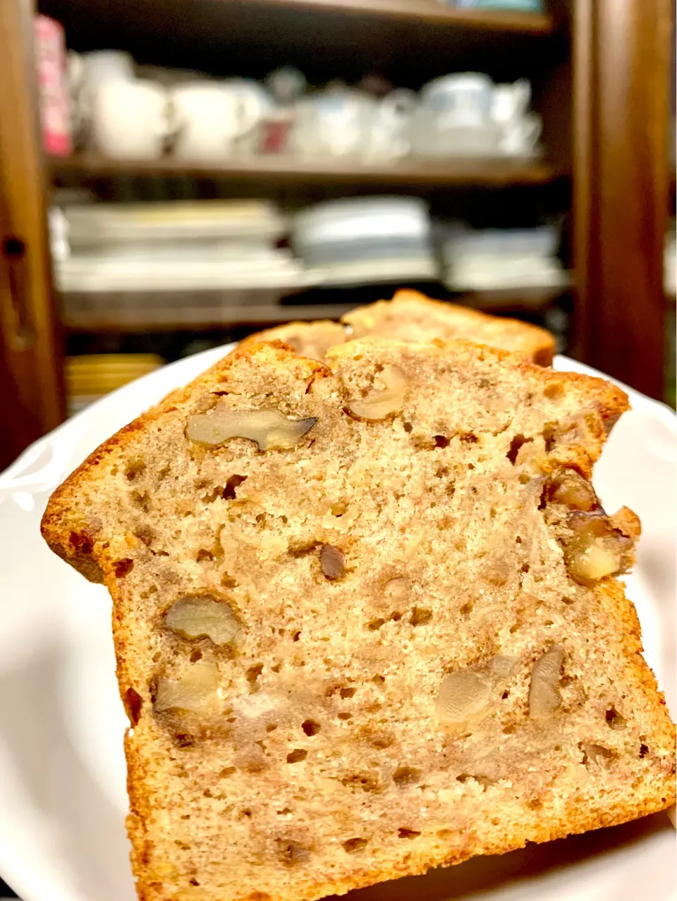 Classic Moist Banana Bread|gonbenさん