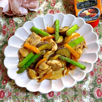 Snapdishの人気料理写真:鶏肉と野菜のピリ辛みそ炒め✨