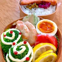 家族お弁当🍱ｏ(｡・‧̫・｡)ｏ♡︎❤️