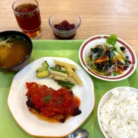 寮の晩ごはん😋|すかラインさん